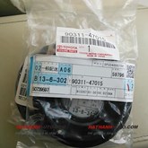 Phớt láp sau trái xe Lexus IS250 - 90311-47015